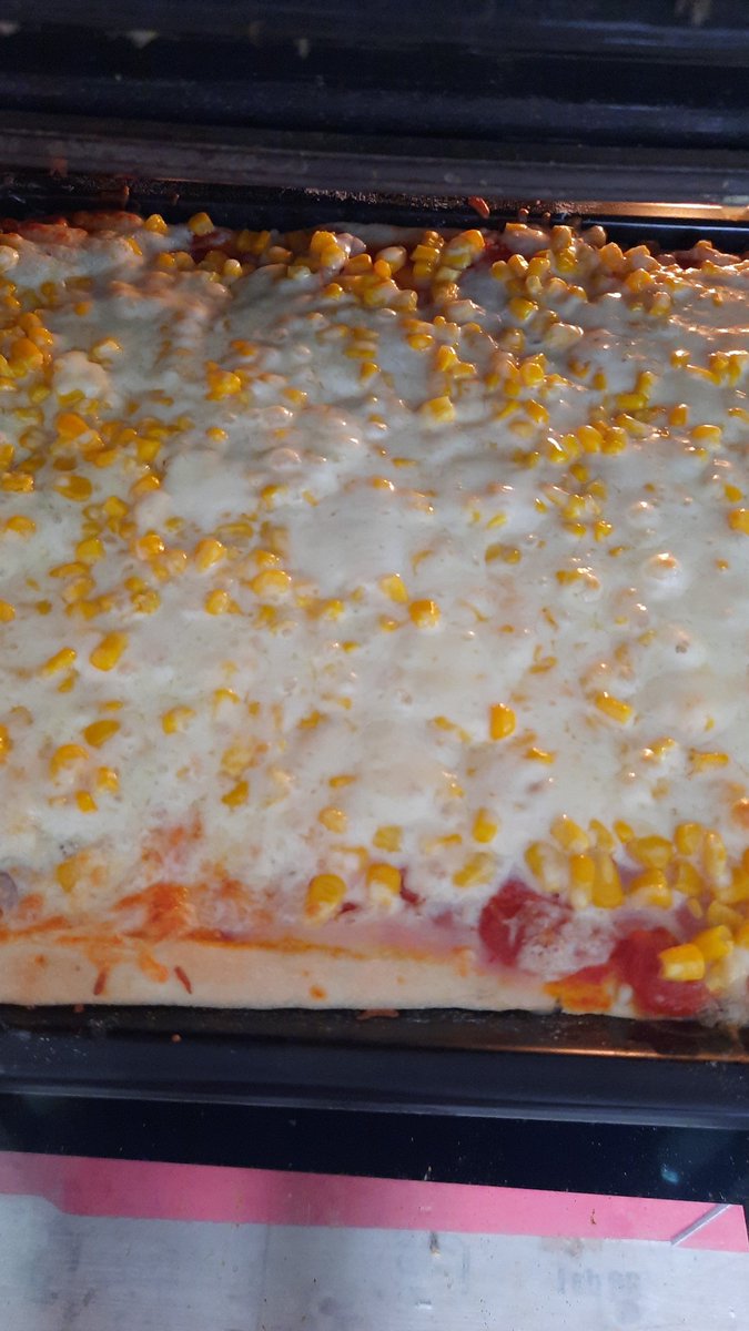 Zu den sinnlosesten Erfindungen unserer Zeit gehören doch ganz eindeutig Wiederverschliessbare Verpackungen von Pizzakäse,oder? ODER???