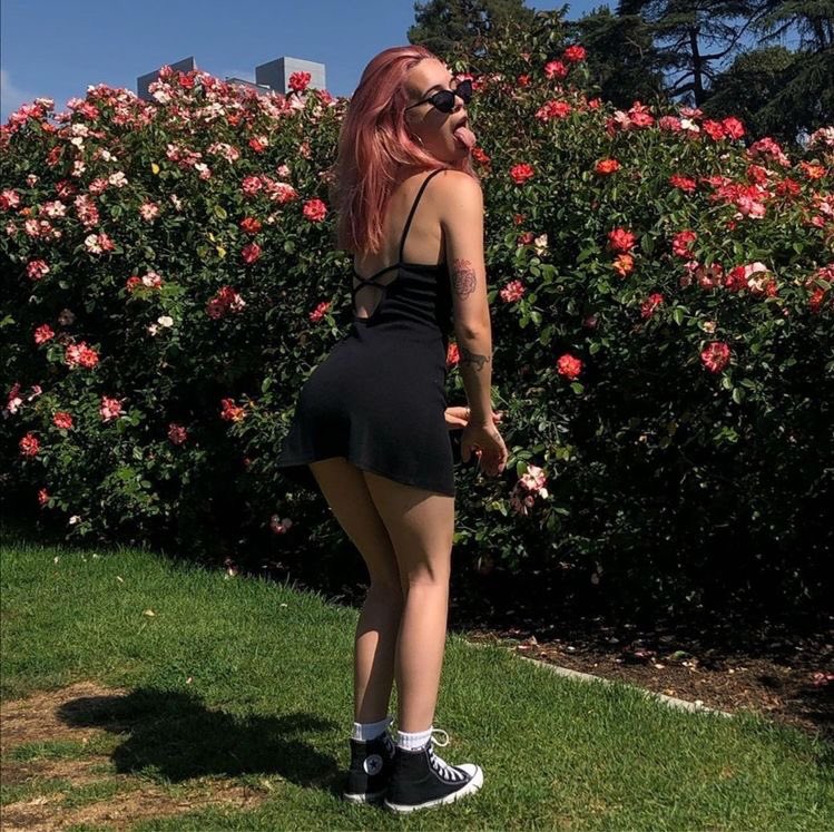 bea miller as among us players; a very needed thread