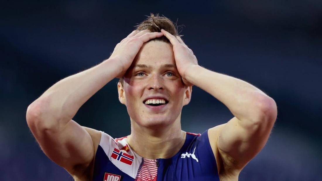 The 28-year chase for a world record American Kevin Young's record of 46.78 seconds is the longest-standing record in men's track running, but now it's come under threat. Two-time world 400m hurdling champion Karsten Warholm came within 0.... https://t.co/vDaOSsIrIq #Video #USRC https://t.co/xoBJz7CuNo