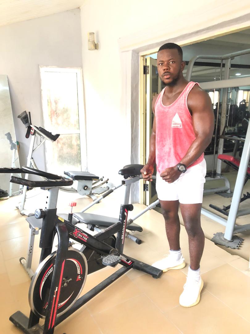 macblakefitness's tweet photo. Has not been a good week in Nigeria. Hope you're recovering well and may God heal your mental health. #endsars
#Uyoprotest https://t.co/jXlpd0Yki4