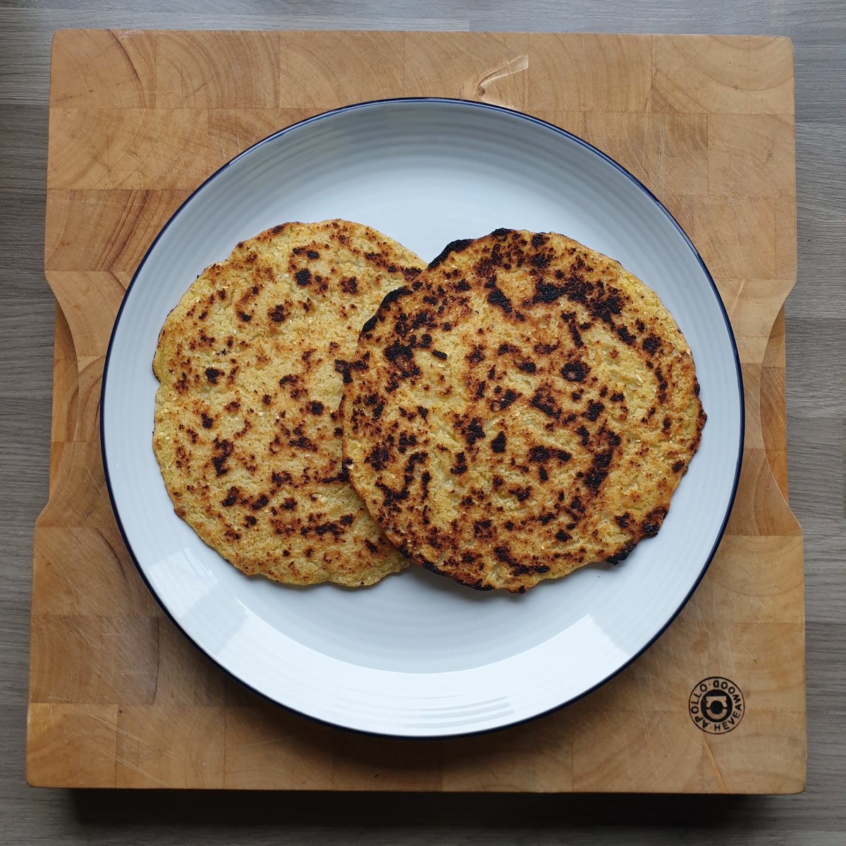TroutsBistro's tweet photo. Hoy amanecimos con ganas de #cachapas 🤤 Cuál es tu relleno favorito?

Hoy las comimos con queso blanco rallado y pollo 🔥 #comidavenezolana #Venezuelanfood #tasty #food https://t.co/GkvWHVNp9A