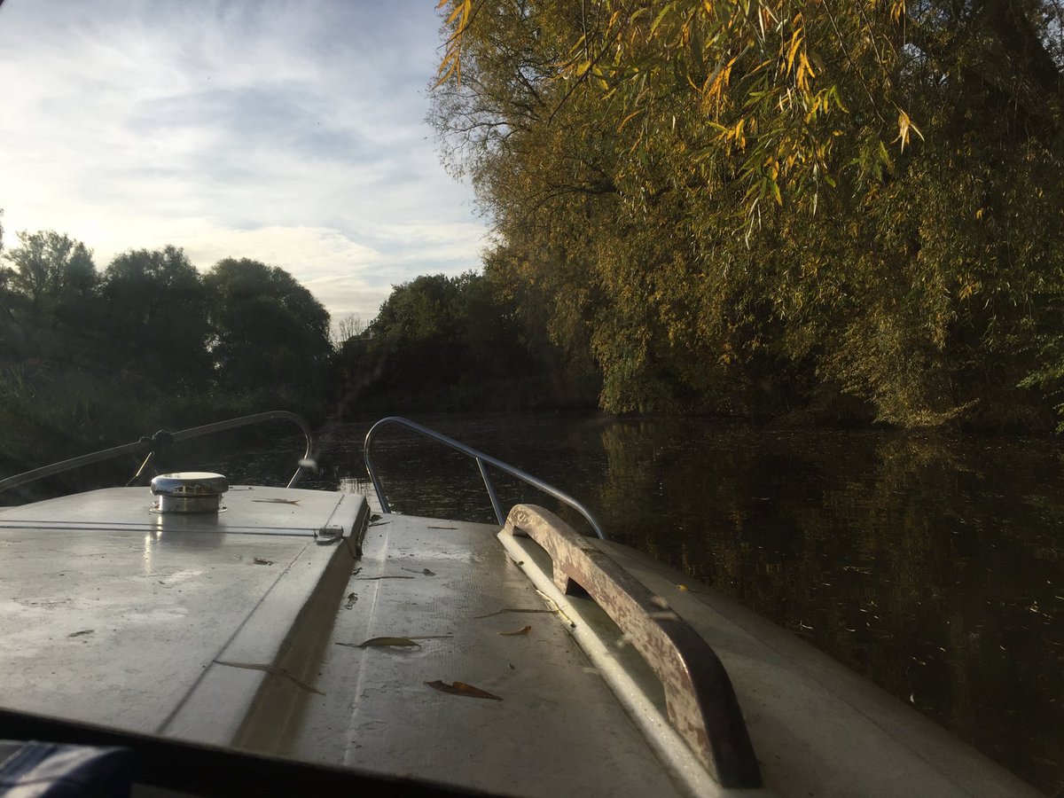 FredRaangs's tweet photo. #bootje #winterstalling #herfst https://t.co/Id0EGcFzU9