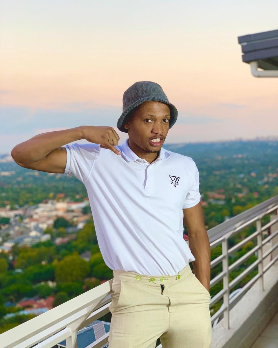 vinque_sa's tweet photo. 👒 @lee_grey_
👕👖 @Vinque_Apparel
Model: @fletcher_mog
#Vinque 🇿🇦 https://t.co/HXkbj0epvu