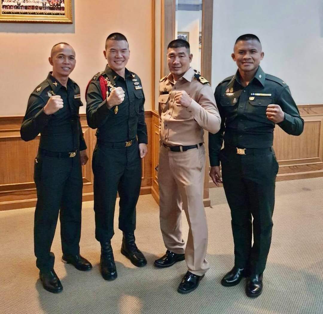 Happyindy6's tweet photo. สู้มั้ย #พลังเงียบ #ในหลวงสู้สู้ 
Cr.เพจพี่บัวขาว https://t.co/2319xj3GE7