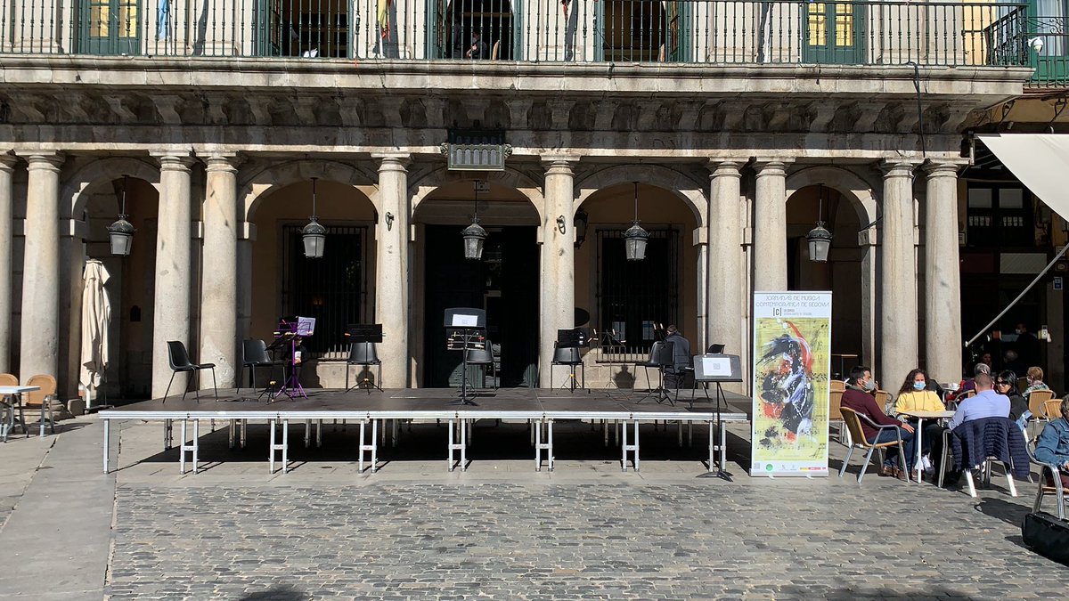 jornadasdesg's tweet photo. ¡Quedan 15 minutos! @BandaTierradeSg https://t.co/e1JKYjaDco