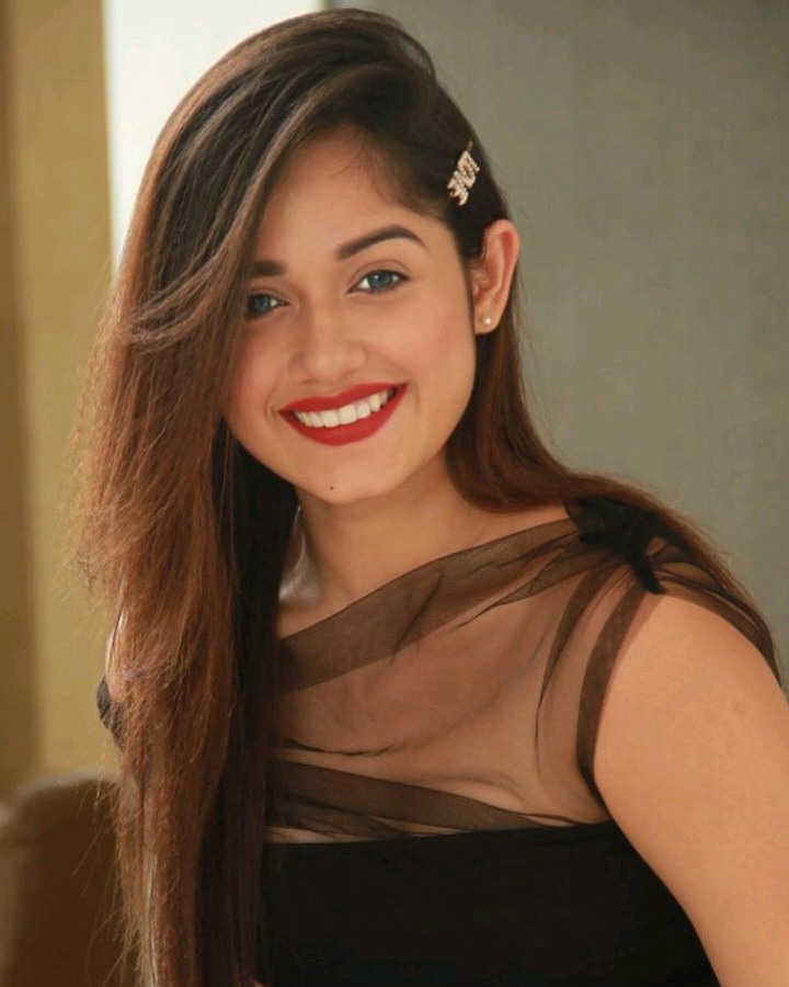 jannatzubairTFC's tweet photo. 8 am very excited for #jannatzubair announcement in insta..
@jannat_zubair29
Love:#JZRDevotee #JannatZubairTFC https://t.co/h8V6i4IksQ