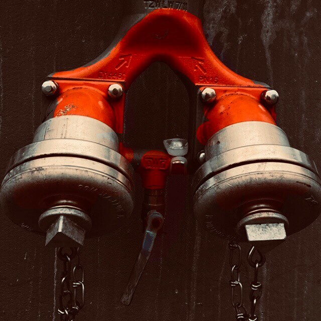 Sibilcita's tweet photo. Engineers‘ artwork. #ingenieurskunst #maschinenbau #engineering
•
•
•
•
•
•
Zwilligsstöpsel.
#mymetalfix #metallicstructures #urbanphotography #structures_greatshots #tv_leadinglines #minimalism42 #minimalism_world #9minimal7 #minimaldotcom #conc… https://t.co/6wjX76CzK8 https://t.co/hfNTg66XSr
