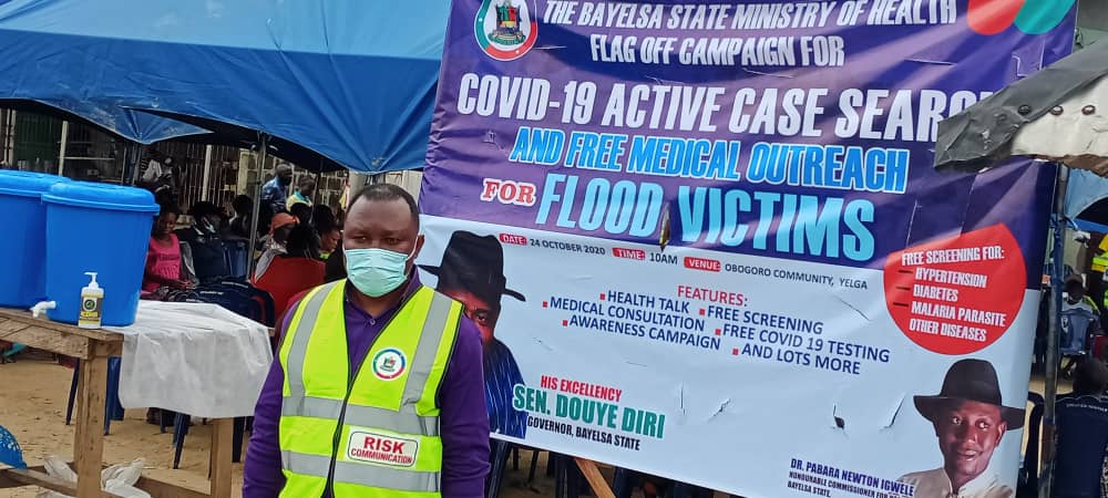 glorybayelsa's tweet photo. Flag off Ceremony of Community active case search for COVID-19 cases and medical outreach for flood victims across all LGAs held at Ogbogoro, Yenagoa LGA, team led by the Hon Commissioner of Health, Dr Pabara Newton Igwele https://t.co/a6gyDFGc2h