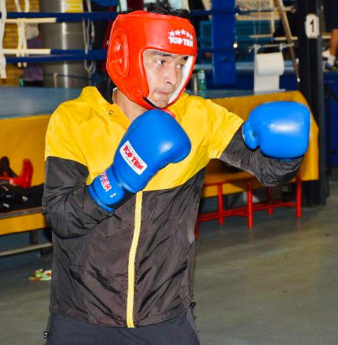 BFI_official's tweet photo. Assamese sniper @shivathapa is back in the camp as he will be prepping up for the upcoming Asian Championships which India is slated to host next year. Welcome back, Champ! 🥊💪🙌

#boxing #boxinglife  #saturdayvibes  #saturday  #EkBarFirPunchKaDum
#BoxingReturns https://t.co/rg8ruxFEcc