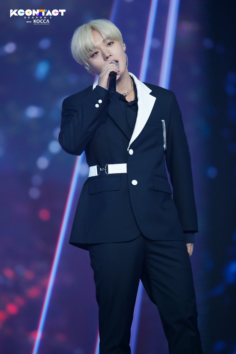 KCON_official's tweet photo. [KCON:TACT season 2] DAY 9 PHOTO #HASUNGWOON #PARKJIHOON 

The way @Park_Jihoon_twt and @HSW_officialtwt brings chills to our spines with their beautiful voices...💖

▶ KCON official: https://t.co/3htPBHA6xK
▶ Mnet K-pop: https://t.co/r2LY9mGrzA

#KCON #KCON2020 #KCONTACT https://t.co/88Rk50FcYD