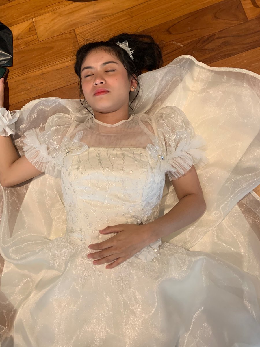 H_EliJKT48's tweet photo. #MelatiBloomingDay

Princess rebahan🥺🥺🥺🥺🥺
Suksessssss ka meme👍🏻👍🏻👍🏻🙏🏻 https://t.co/zsE3WUDnXd
