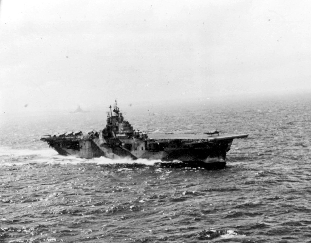 Halsey's Third Fleet sailed north towards Ozawa's decoy force. Kurita's powerful Centre Force, with Yamato and three other battleships, now had unopposed access to the San Bernardino Strait, and the escort carriers of VAdm Kincaid's Seventh Fleet.