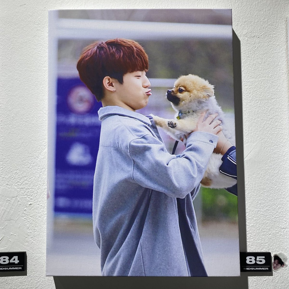 maninamovie6's tweet photo. #OUR_SUMMER_IS_NOT_OVER
전시회 들어가자마자 우니로 가득해서 천국 간접체험하고 왔습니당 날씨는 추웠지만 우니를 향한 제 사랑은 여름만큼 hot한 하루였어요♥ https://t.co/AoSdm6Dscw