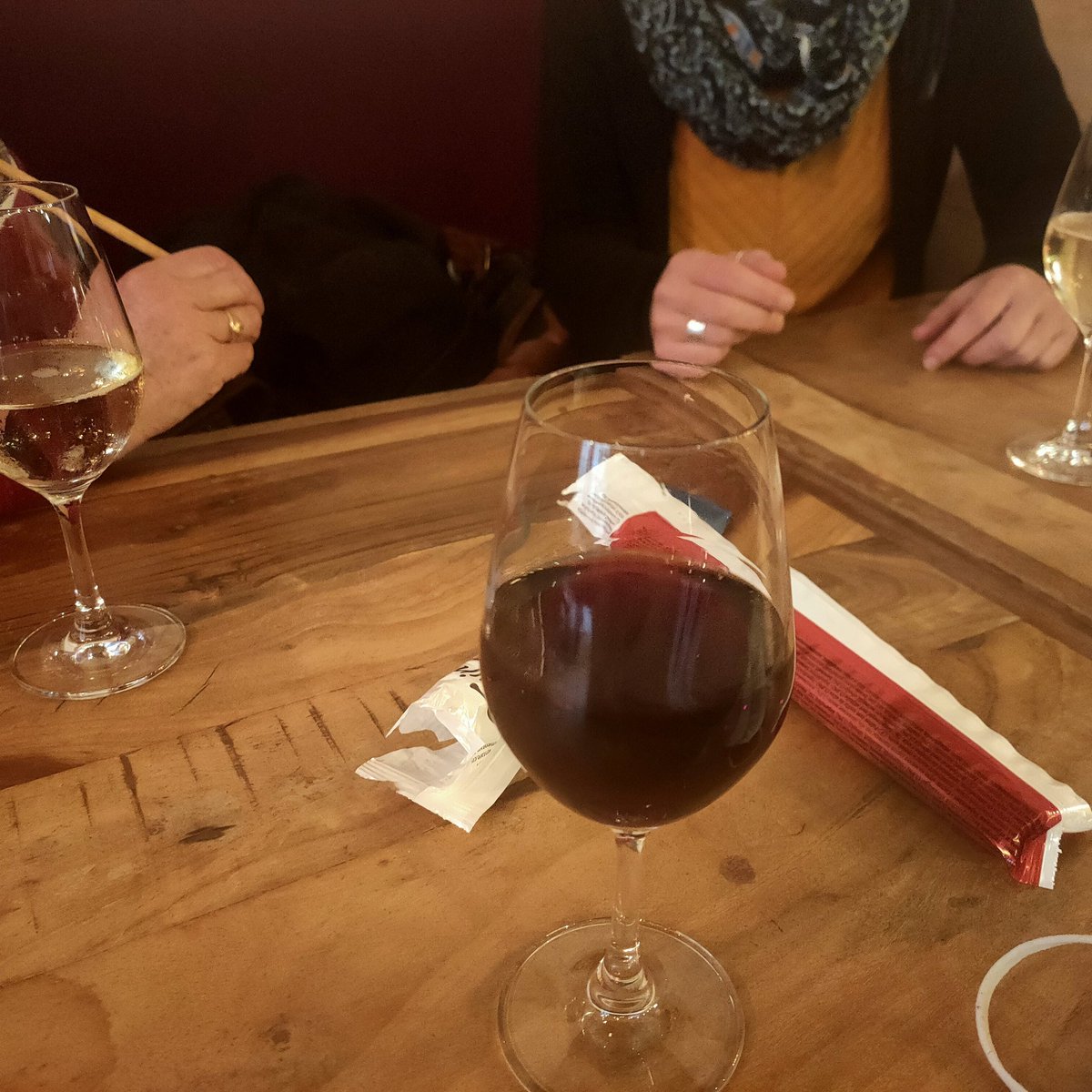 DenSlag's tweet photo. Dans le #Lot, département "civilisé" où les bars sont encore ouverts. Je pense à mes copains ariégeois.
#LaissezLesBarsOuverts... https://t.co/8yXbWm4dT1