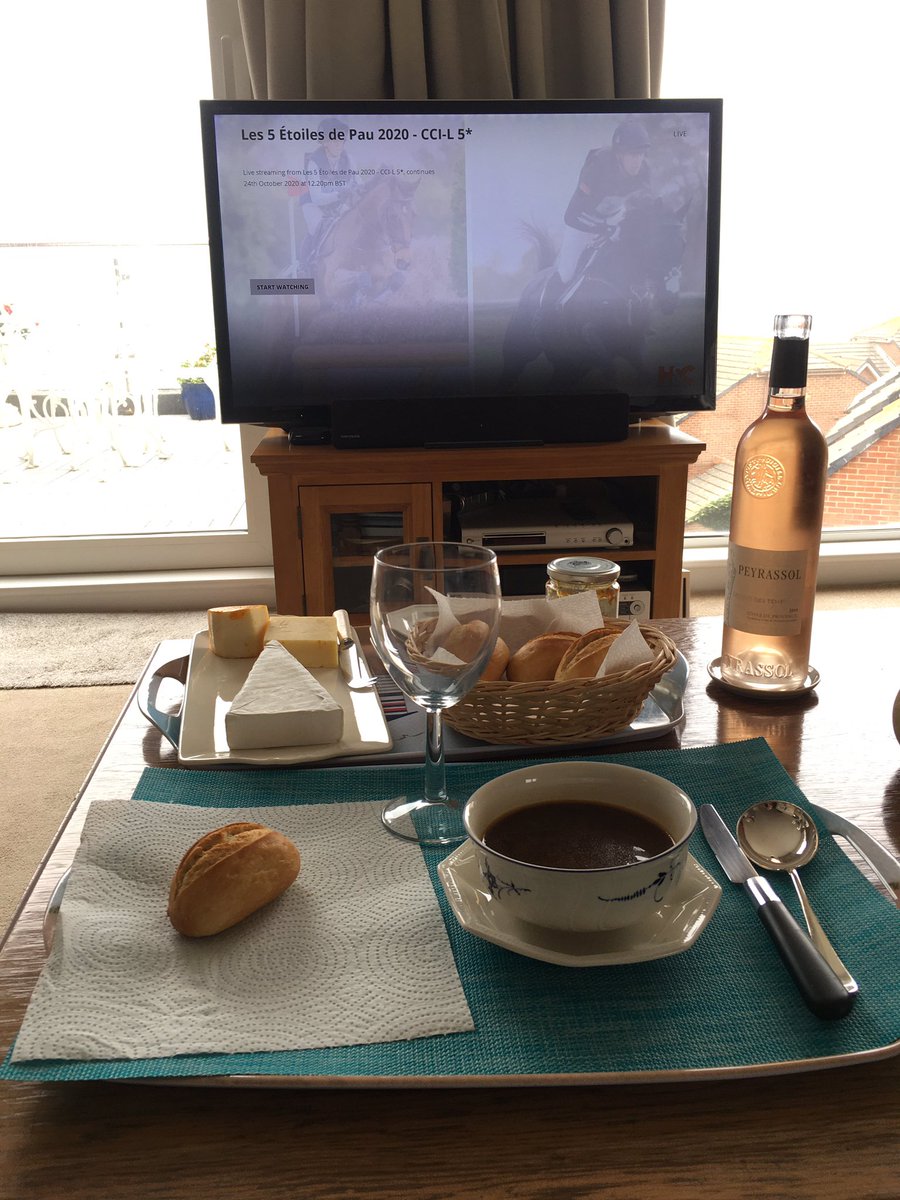 Nico_How's tweet image. 5* Eventing Covid style. Pau on tv, onion soup, Brie and bread and a bottle of rose on Hayling Island. 🤞for Chuck and Dan