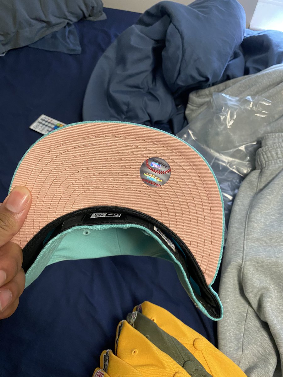 ColoredBrims tweet media