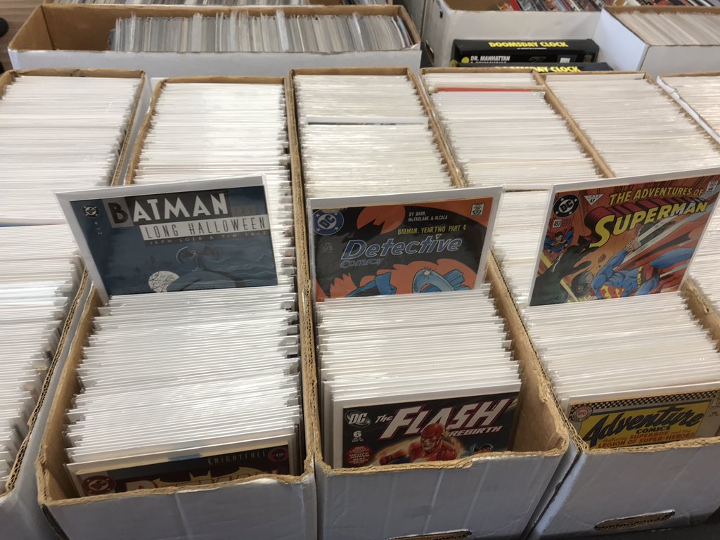 Campus_Comics's tweet photo. Campus Comics Mini-Con 4 is happening right now! 
*40% off statues
*Buy 2 bundles and get 1 FREE
*Back Issues (non wall) 20% OFF
*All Dollar Comics are 50 cents https://t.co/TQvk8Bg7HE