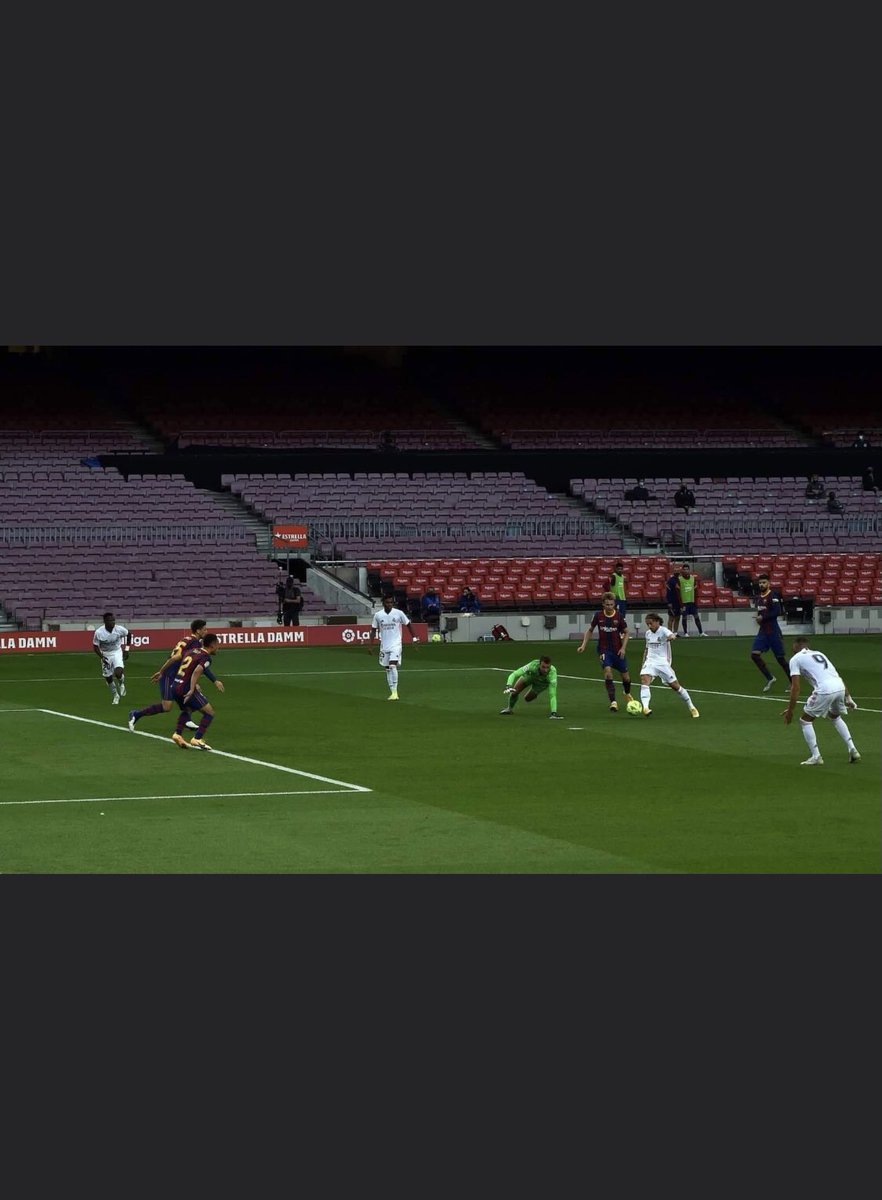 hassaanktk's tweet photo. That finish😍that control😍 luka❤️
#HalaMadrid #ElClasico #ElClassico https://t.co/Auf64GTA9M