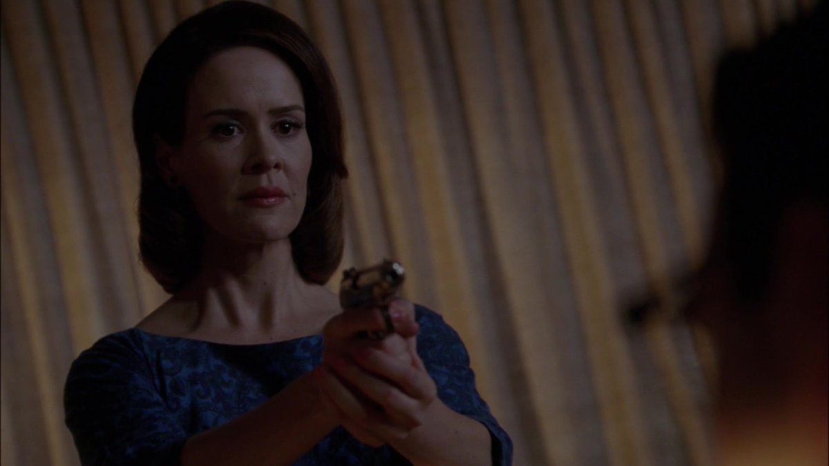 sarah paulson as lana winters, a thread: