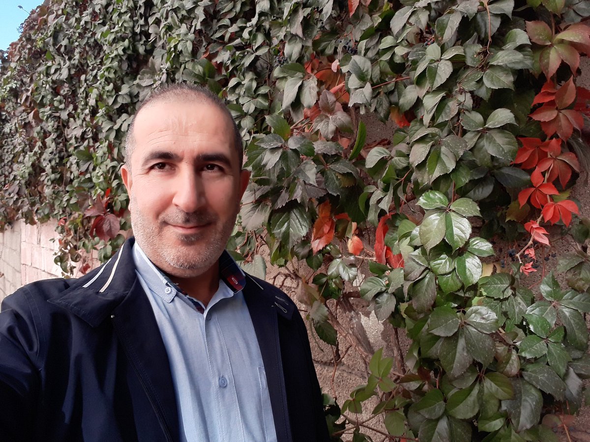 Yada işleri düşünce anlıyormuş gibi yaparlar..