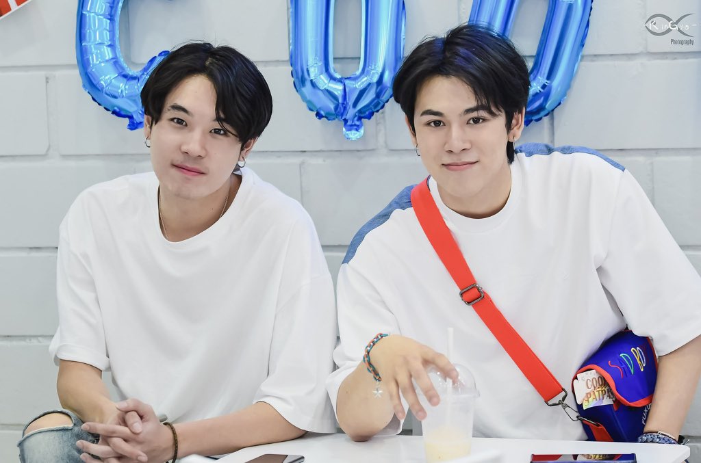 aoffy_ratty's tweet photo. ♥️                •••                   ♥️                
   
         Special moments 
                     with 
         someone special

  ช่วงเวลาพิเศษ กับ คนพิเศษ

@cooper_patpasit 
@Poyksp 
#MyPePo 

TY.pic : @ KinGyo4Gallery 
@ CooperPoyFC https://t.co/fKsPuA9VC7