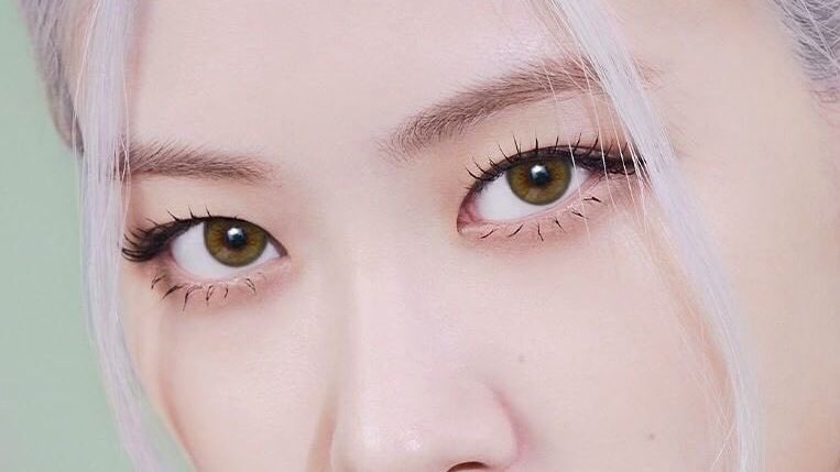 7. i hate your eyes. it’s my greatest weakness. they said eyes never lie but the truth is, it does. ‘cus i can look at your eyes and see no pain when in reality you have been with such.  #RosénatorsLoveYouRosé