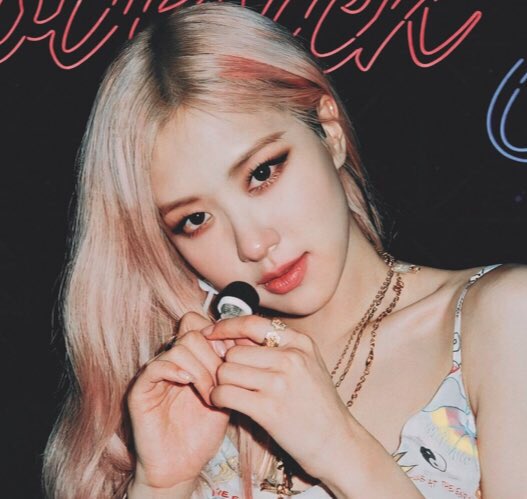 7. i hate your eyes. it’s my greatest weakness. they said eyes never lie but the truth is, it does. ‘cus i can look at your eyes and see no pain when in reality you have been with such. #RosénatorsLoveYouRosé