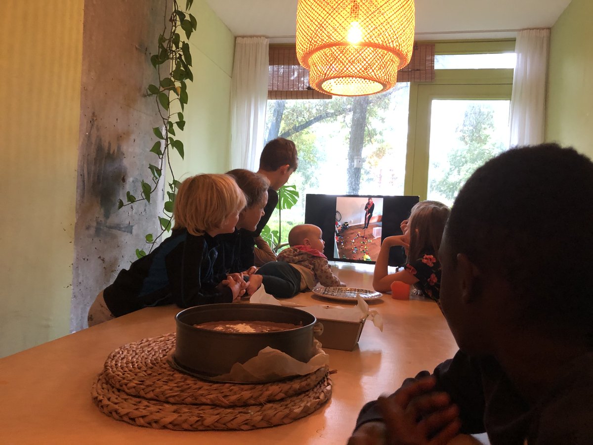 Johannes van den Akker tweet media