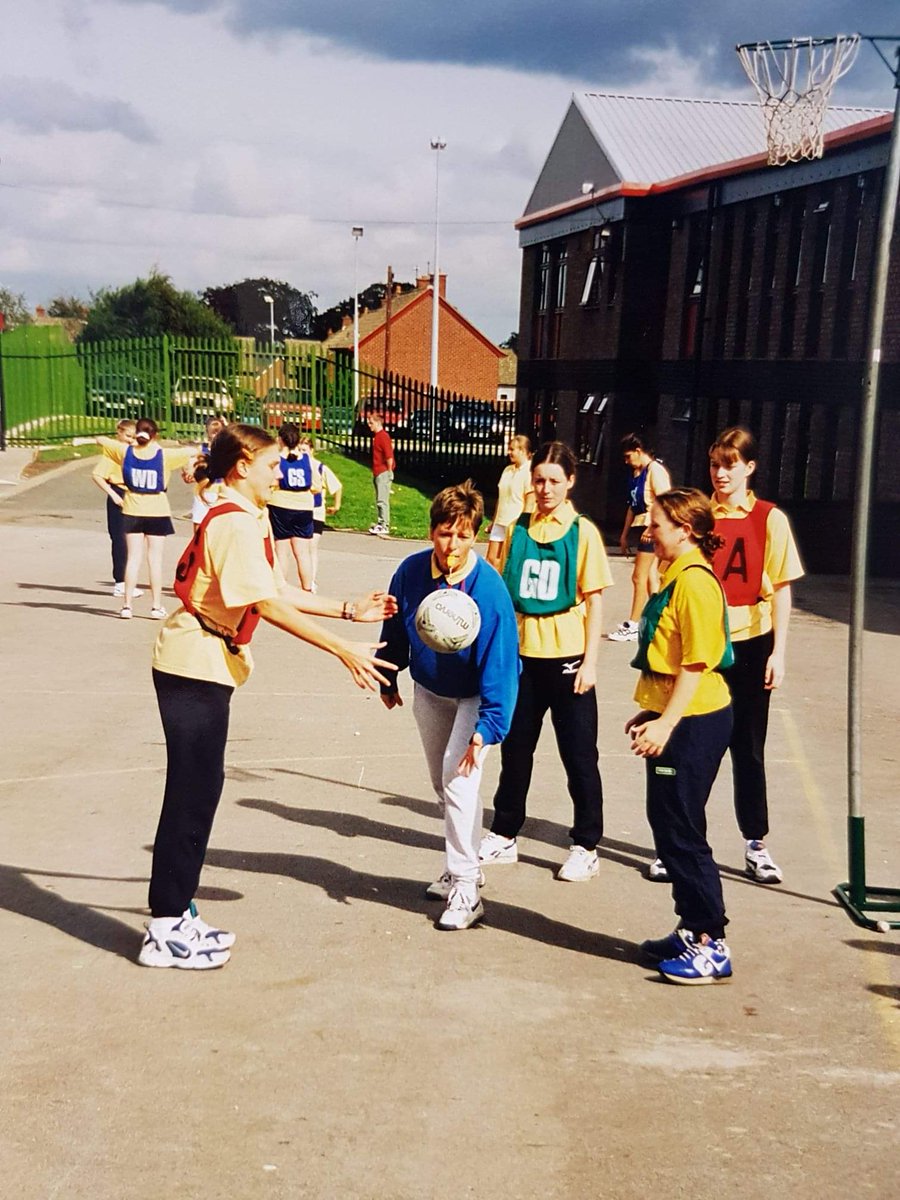 HalewoodHistory's tweet photo. Halewood Comp, 1990s.

📷 - Halewood Academy, Facebook. https://t.co/DUUhX1CRCJ