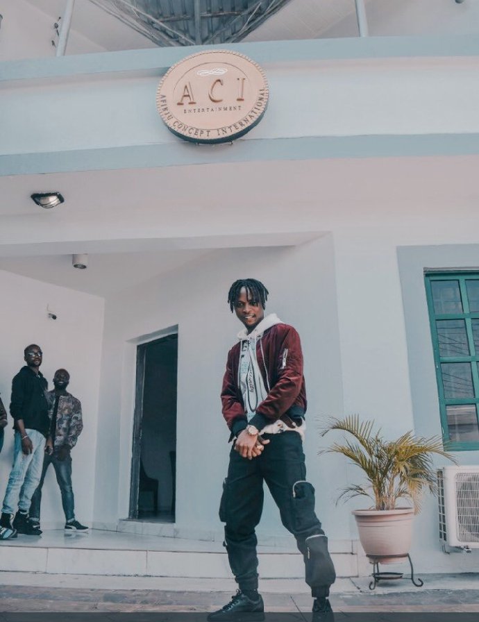 MasokSudik's tweet image. The Greatest Of All Time💡💡

#StreamLaycon
#StreamLaycon 
💡❤💡👑