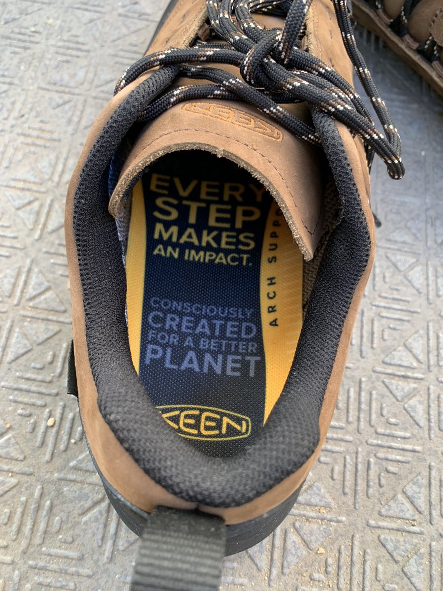 chikamods's tweet photo. あたた！
届いた！
明日履いて行こ！
#KEEN #JASPER2 #KEEN様ありがとうございます #KEENの安全靴作って下さい https://t.co/4OkPupKaBM