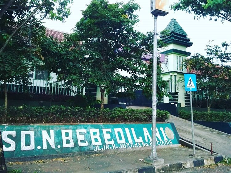 el__piji's tweet photo. Antik kan nama SD nya? 😁 https://t.co/GDVBtUr9tZ