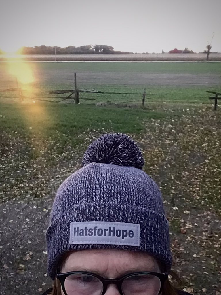 TacqGarden's tweet photo. October 24th is #HatsForHope day. https://t.co/nLw1YfEEIA