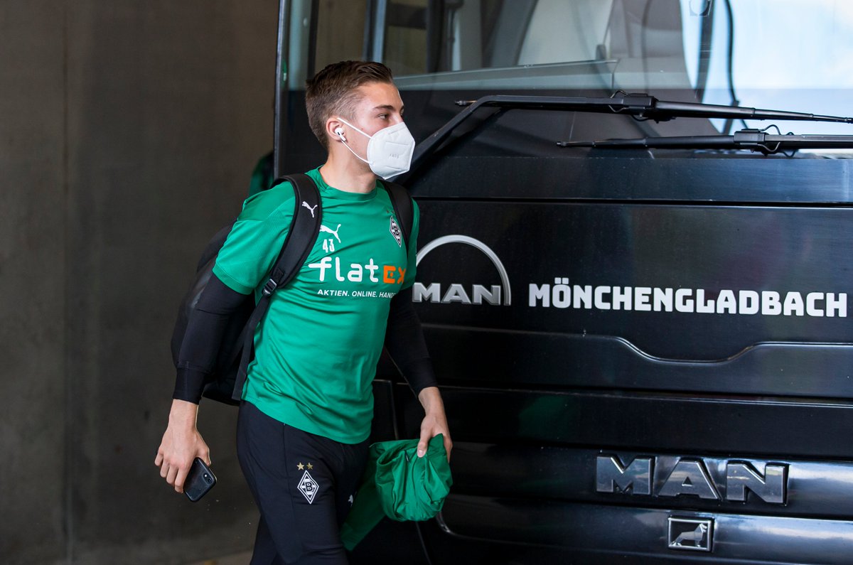 Borussia tweet media