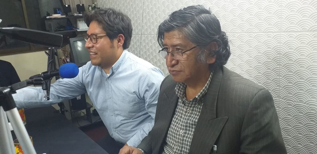 IIGEO_UMSA's tweet photo. Cada vez mejor #GeografiaAlDia con el apoyo de ZOE Radio, Radio Universitaria San Andrés FM 97.6 . Todos los jueves desde las 7pm, en vivo por Youtube, Facebook del @IIGEO_UMSA https://t.co/djdswoD3mF