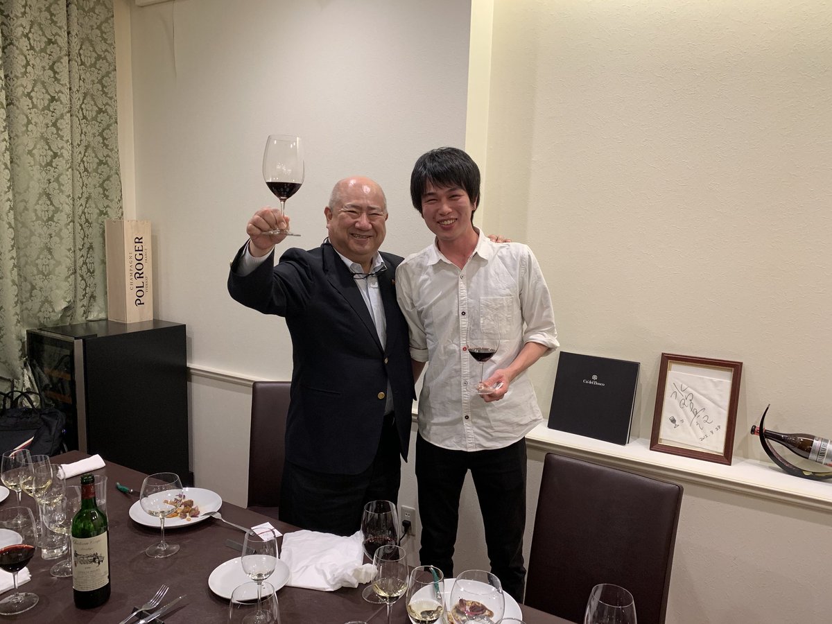 阿部 朗人 Conomini On Twitter 大阪のワインと料理のペアリングの名店 そむりえ亭で前ソムリエ協会会長 岡昌治さんとお会いできました 気さくでサービス精神あふれるめちゃくちゃ素敵な方でした