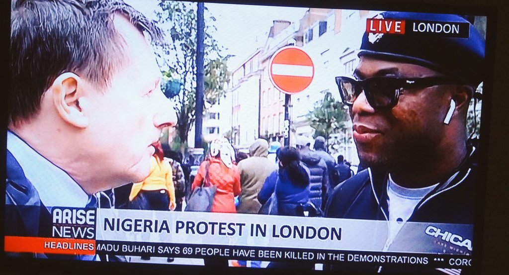 Nigerians in London are not backing down on the #EndSARS protest.  According  to <a href="/ARISEtv/">ARISE NEWS</a> they are trekking through central London. Looking for Tinubu's house. People are not smiling!