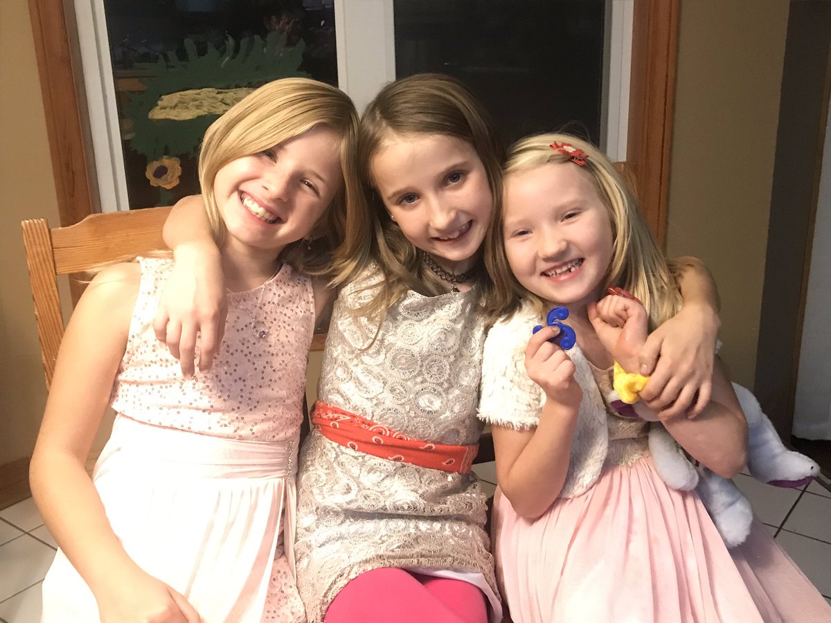 ReprtrPatHealey's tweet photo. Grace Mimnagh (middle) is one happy little #FallRiverNS girl. The @ALJ_official student won the @NourishNS Food &amp; Film Challenge for Youth. 
Grace spoke to #TheLakerNews on what it meant to win. Watch for my story. @AdamMimnagh https://t.co/P2GMNSH9jl