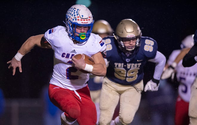 KyleNeddenriep's tweet photo. Tri-West puts ball in Kai Ross' hands in fourth quarter and pulls out sectional victory over Indian Creek. Insider, with photos from @DMcSchooler https://t.co/5HVo7TDpVh https://t.co/NwPOVPSIMI
