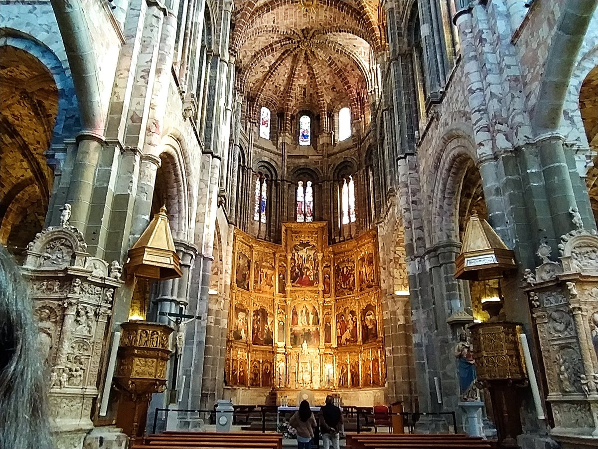 viajandoenfurgo's tweet image. #ÁvilaPorMuchasRazones...
Una de estas razones es su exquisito patrimonio. Por ello es ciudad Patrimonio de la Humanidad por Unesco.
¿Conoces #Ávila?
#viajarenfamilia #Ávilaconnińos #Ávilaenfamilia #joyasabulenses