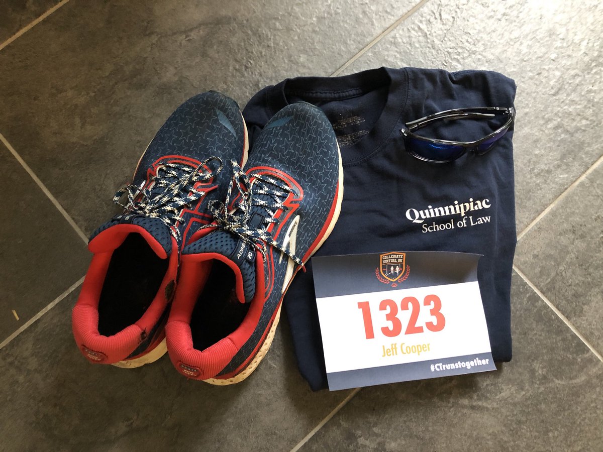 JeffCooperCT's tweet photo. Off for the CT Collegiate 5K. #virtual5K #CTRunsTogether @QuinnipiacU @brooksrunning @runnersworld https://t.co/XAdY4NQBnE
