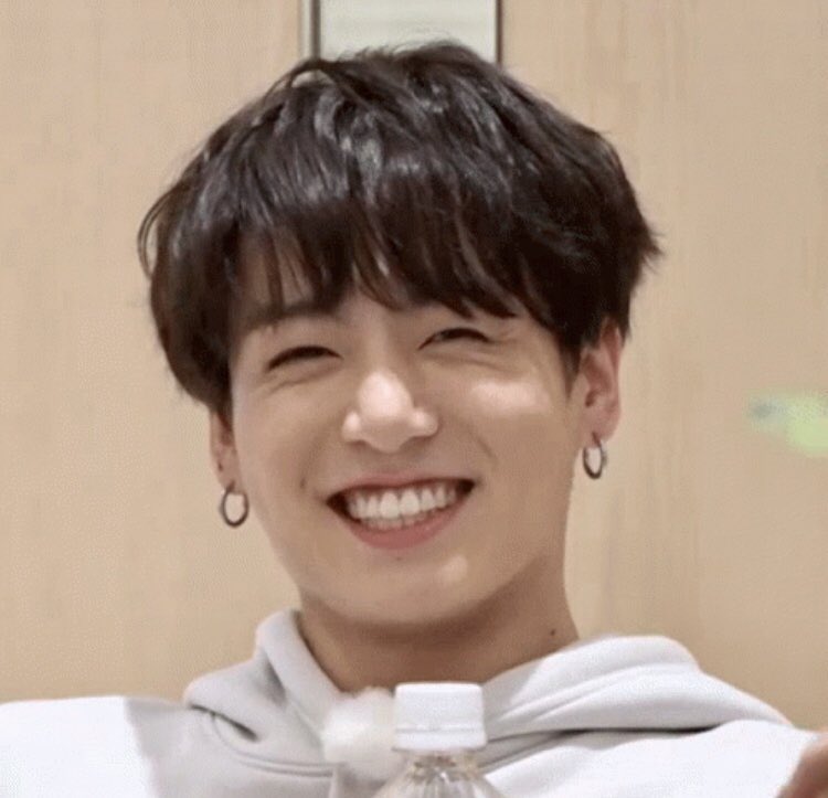 i am talking about these,,, nose scrunches should be illegal,,, don& #39;t i die when i skip 7 beats at a time??