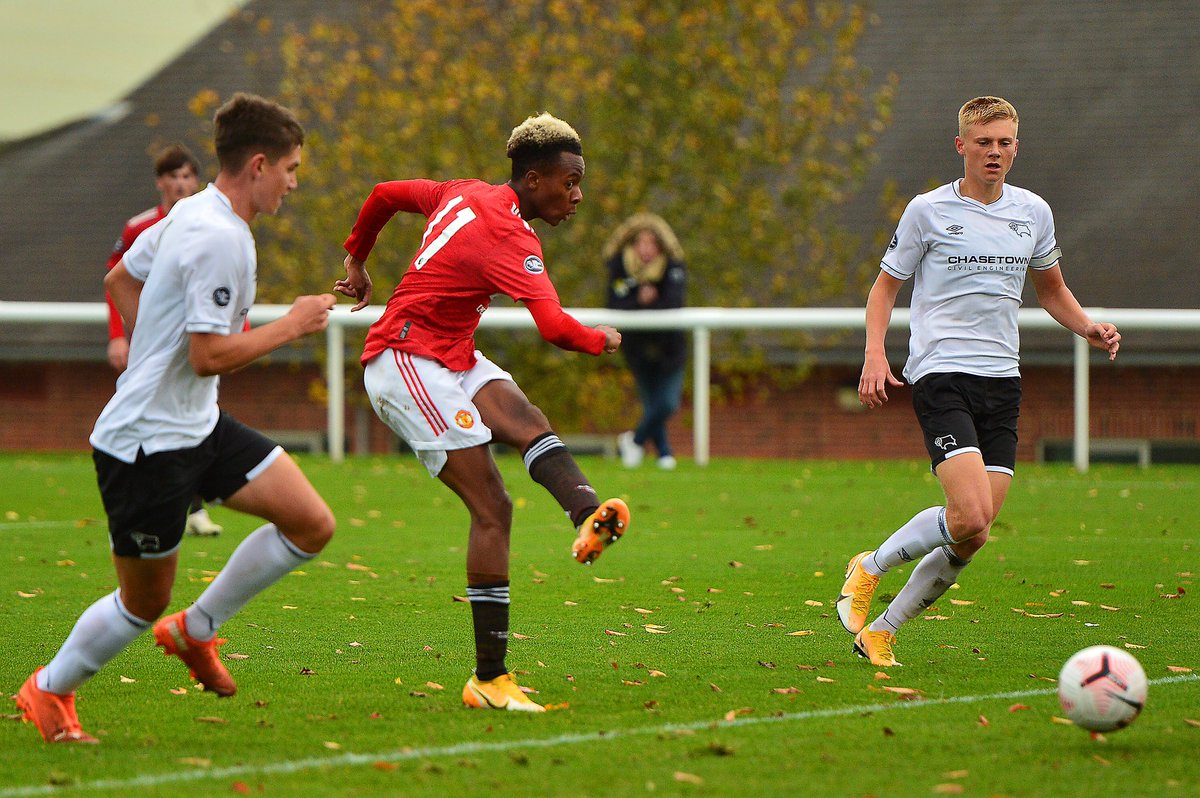 ManUtd's tweet photo. FT — #MUAcademy U18s: Derby 0 #MUFC 4

Neil Ryan’s young side are back to winning ways, with a fantastic #U18PL performance. Noam Emeran opened the scoring in the first period, before Omari Forson and Charlie McNeill - with two goals on his debut - followed up after half-time. https://t.co/ES9Ie6IPhs