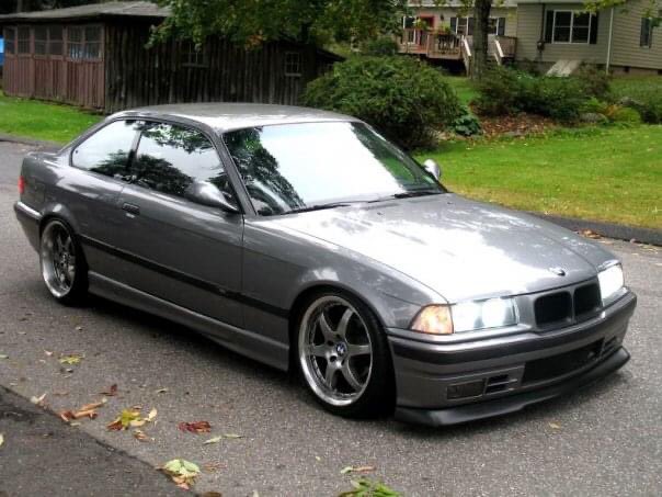 I wasn’t as crazy about the next one. A 93 325i that I bought for $4500 and sold a month later for $5300.
