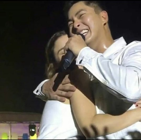 yass_ashley's tweet photo. Wooooh, ang pawis mo Co, hahaha..Yass Welcome ka sa pagyakap dyan.. Heheheh

COCOYASS
#GabingGabiNaVice https://t.co/q1gZOeHlWH