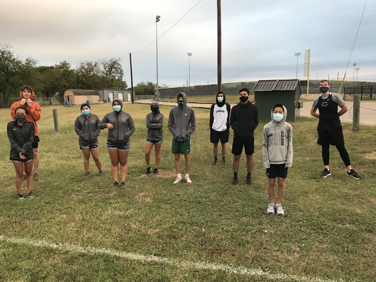 Cold morning run 🏃‍♀️🏃<a href="/ConnallyGSOC/">Connally Girls Soccer</a> <a href="/BallBooster/">BoosterBall</a> @CCougarHoops