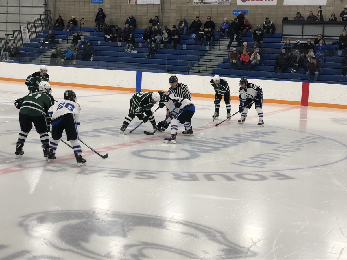 Tonnaboyshockey's tweet photo. Less than 1 month! #packbeforepride https://t.co/aFzYj845b1