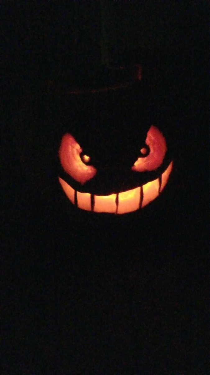 meroskey's tweet photo. We went with Gengar https://t.co/BBrRUq9cDo
