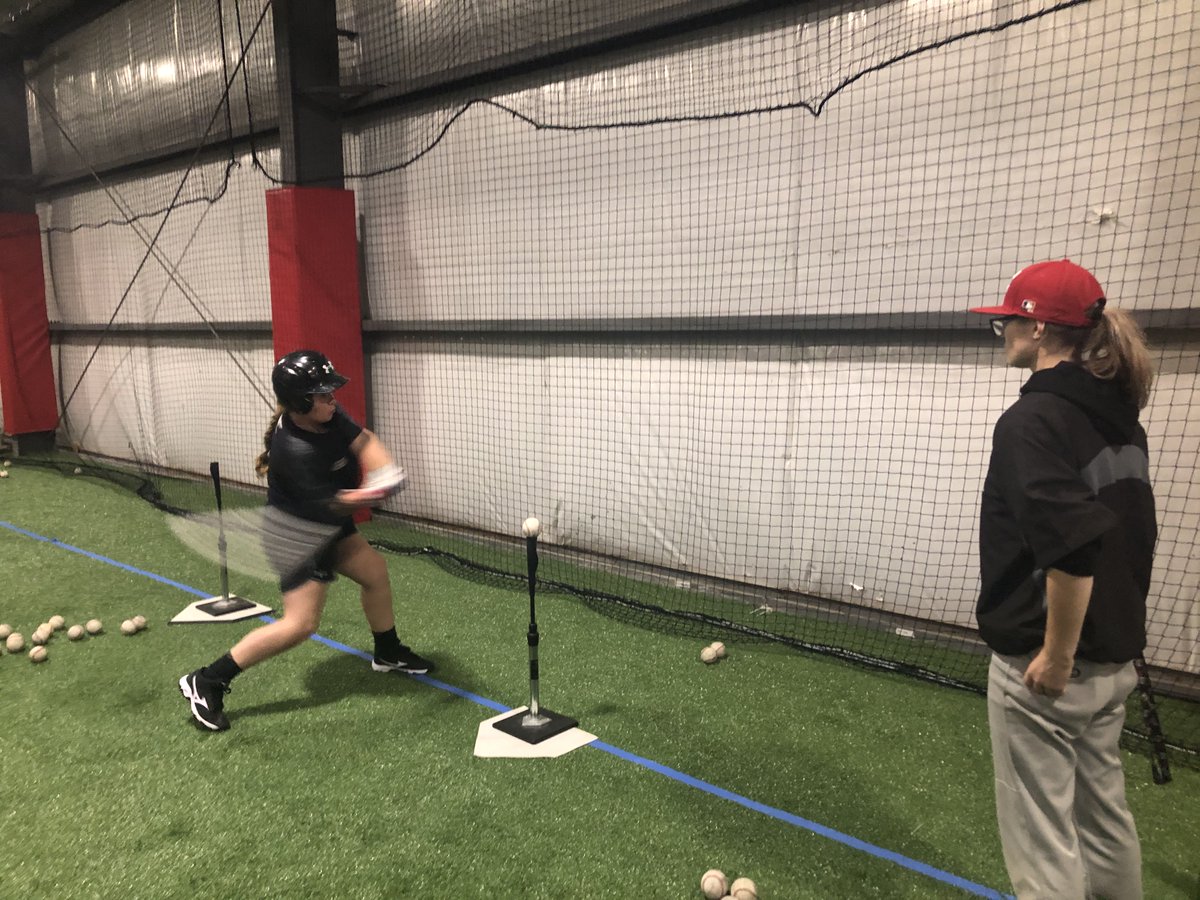 NLGirlsBaseball's tweet image. The @NLGirlsBaseball #EasternRegion athletes were working hard last night @premiersportsNL with some @baseballcanada #TestingProtocols, #BeepTest and lots of #Hitting. #HardWork #WorkHard #GrowTheGame