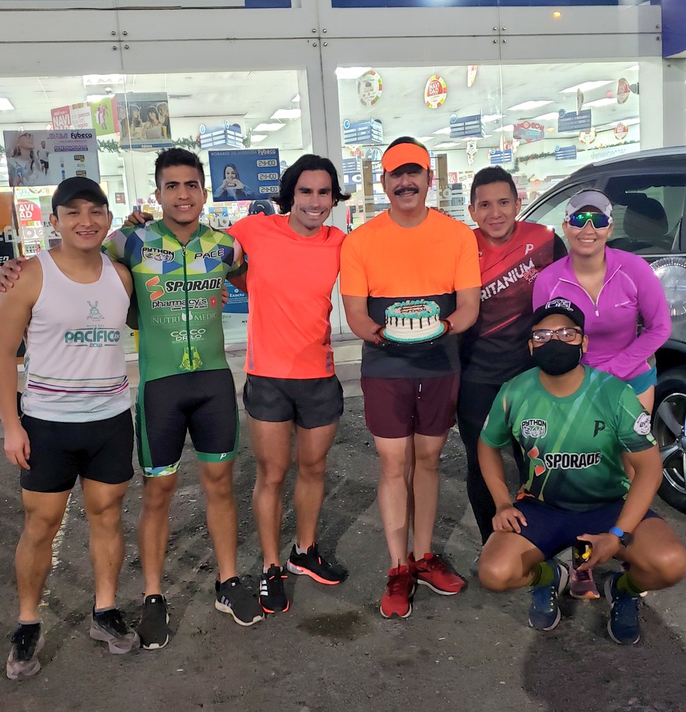 JuanJose_J4's tweet image. #PythonTeamEc seguimos entrenando, seguimos avanzando 💪🏻💪🏻💪🏻
Nos acercamos a cumplir 4 años 👏🏻👏🏻👏🏻